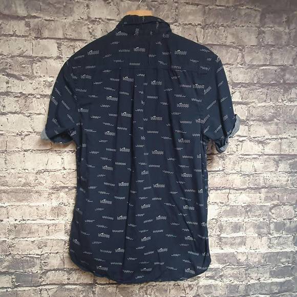 Red Herring Short Sleeved Blue Shirt UK Small - Picture 2 of 4